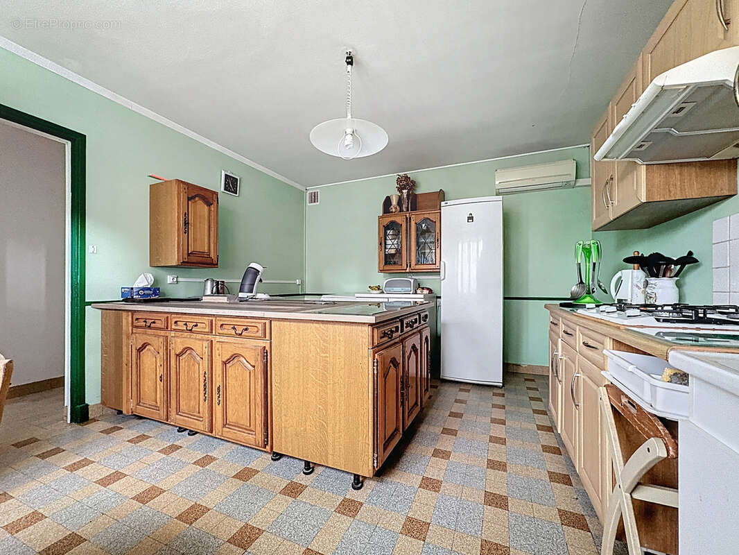 Maison à MONTMIRAIL