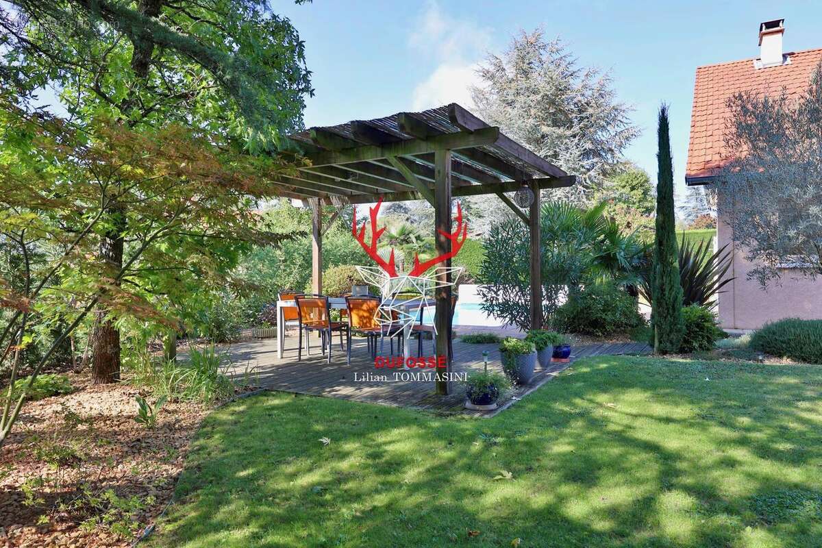 Photo 5 - Maison à LA TOUR-DE-SALVAGNY