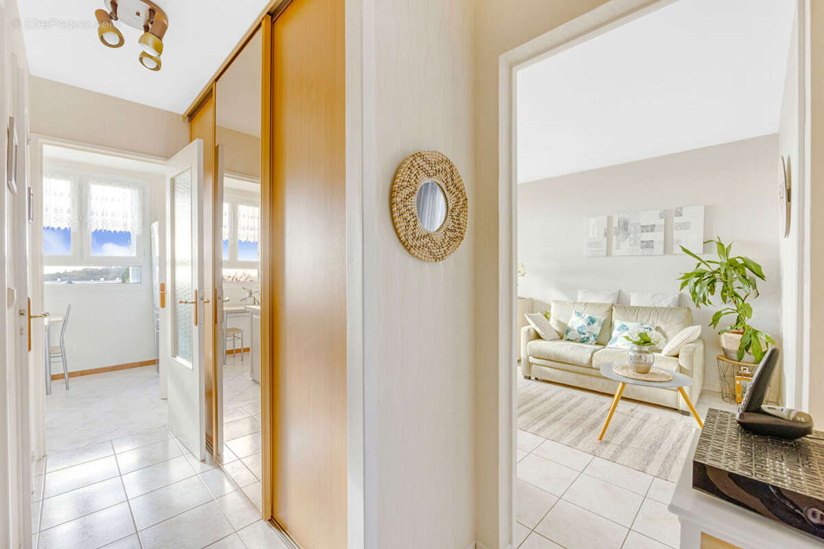 Appartement à LE PLESSIS-ROBINSON