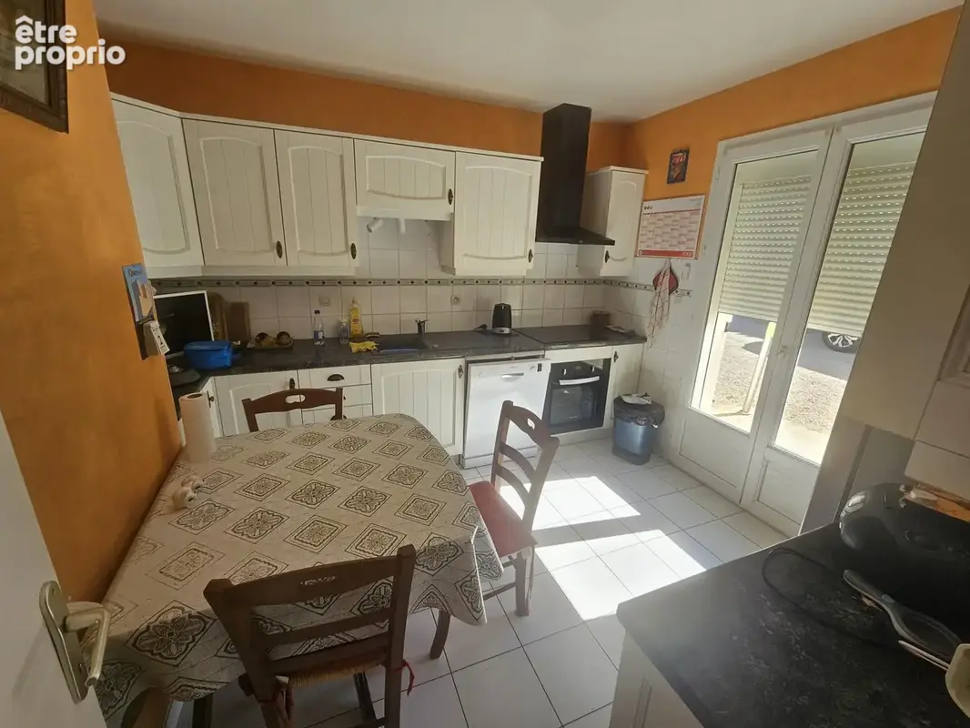 Maison de plain-pied à proximité des lacs - photo 2