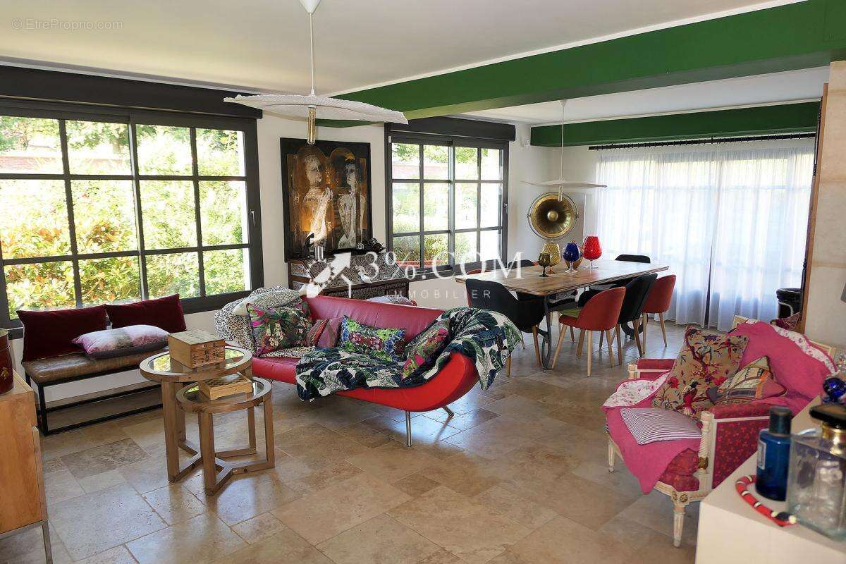 Maison à SAINT-REMY-BOSCROCOURT