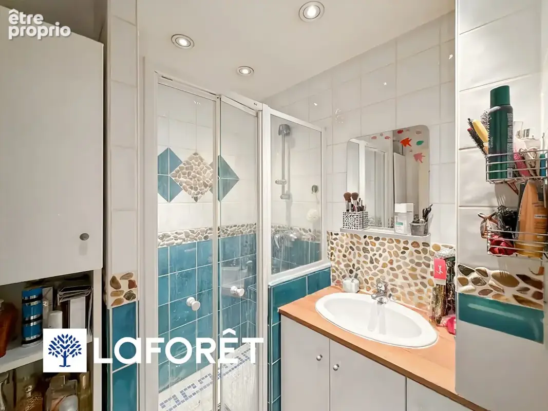 Appartement T4 à vendre à RIS ORANGIS - photo 4