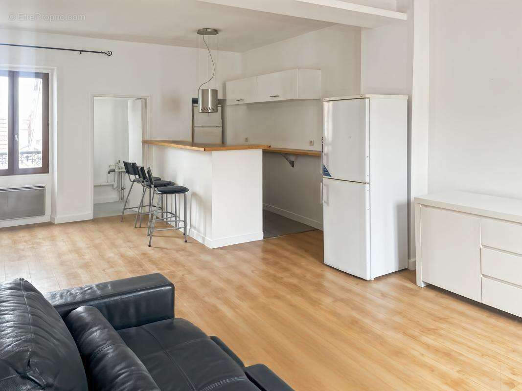 Appartement à COLOMBES