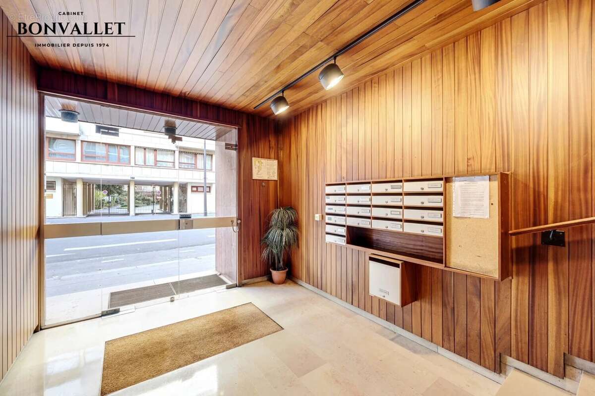 Appartement à PARIS-15E