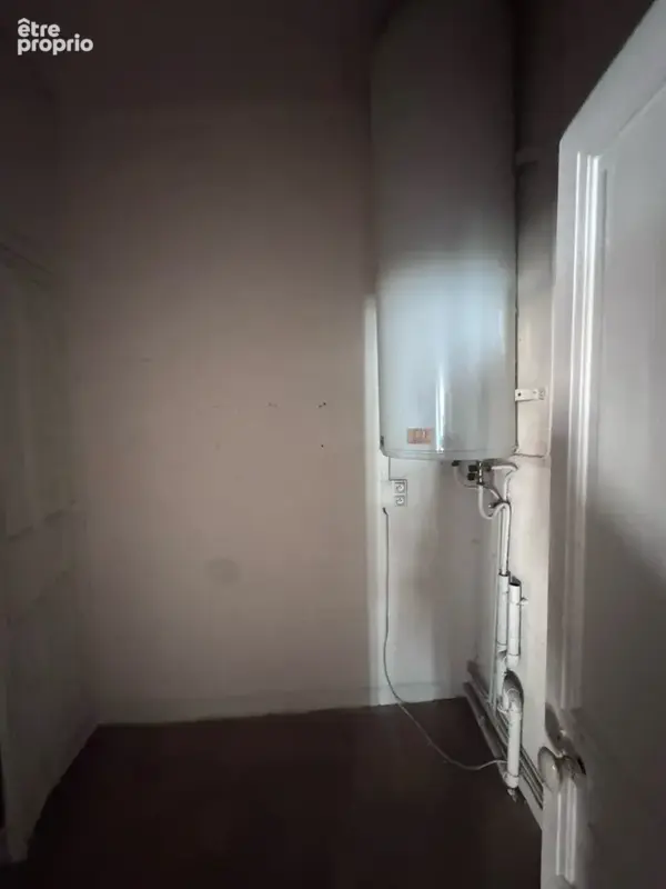 Immeuble de plus de 450 m2 à rénover Centre historique de Murat - photo 6