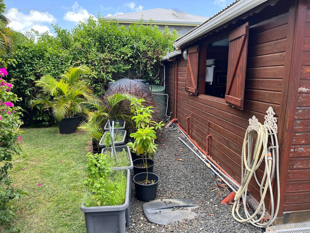 Maison à BAIE-MAHAULT