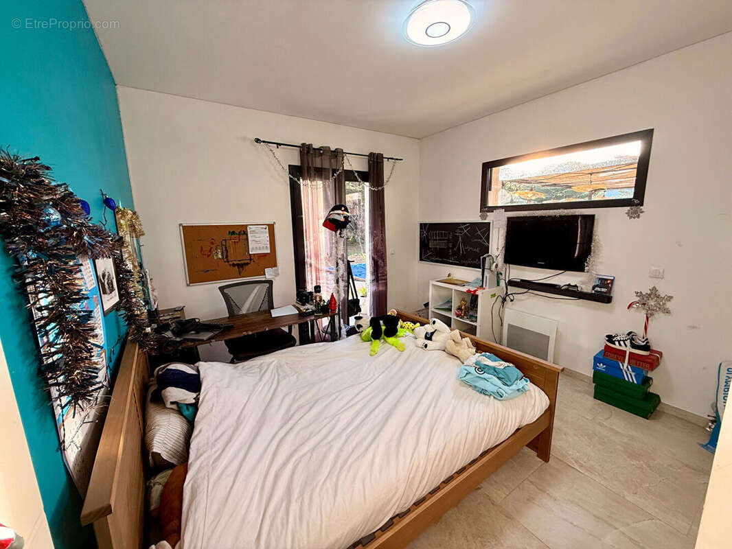 Maison à PLAN-D&#039;AUPS-SAINTE-BAUME