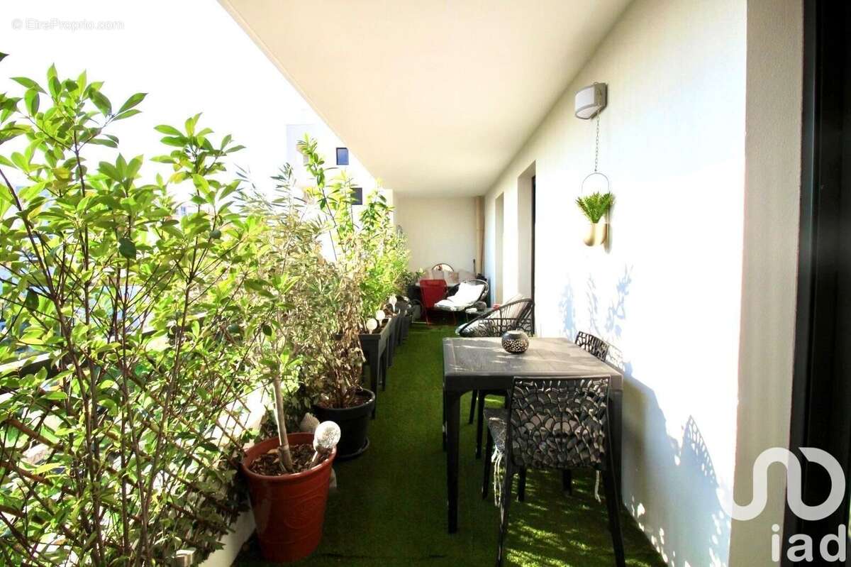 Photo 8 - Appartement à MARSEILLE-12E