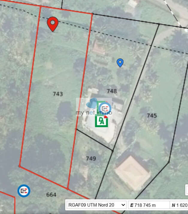 Terrain à LE LAMENTIN