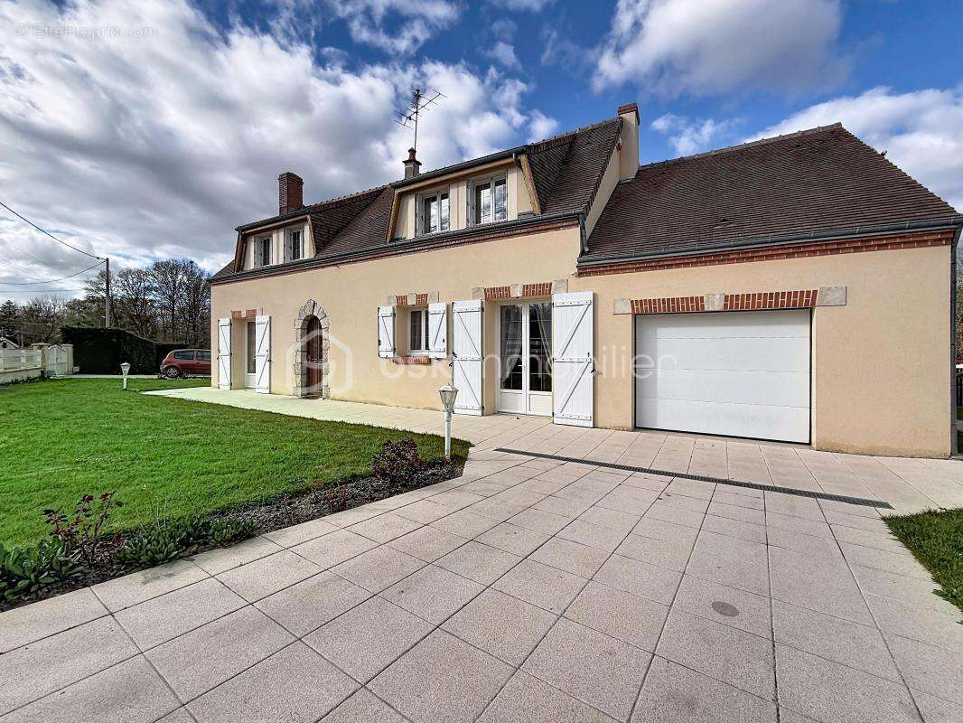 Maison à SELLES-SUR-CHER