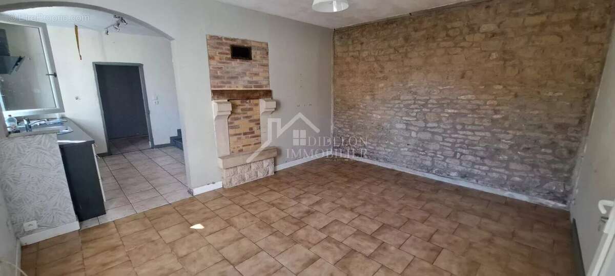 Maison à BOUILLONVILLE