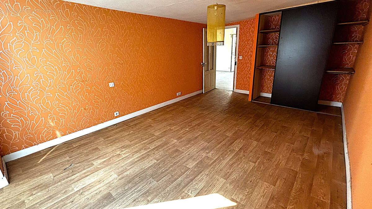 Ensemble immobilier en pierre - photo 4