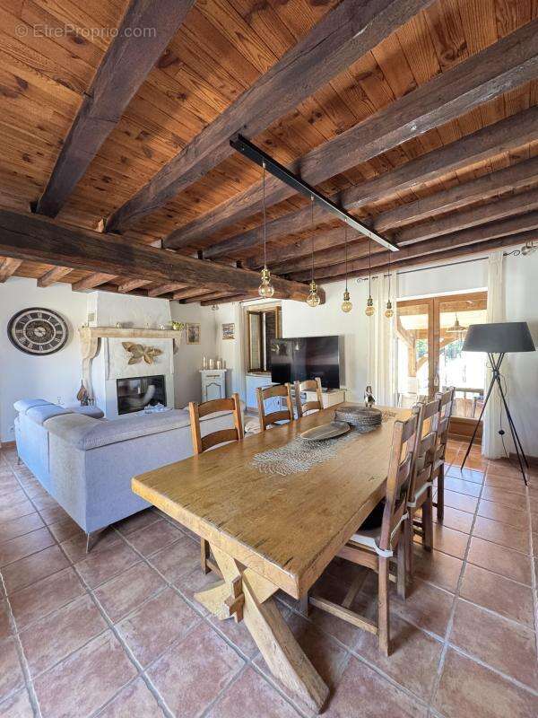 Maison 6 pièces Savigneux - 649000 € - photo 5