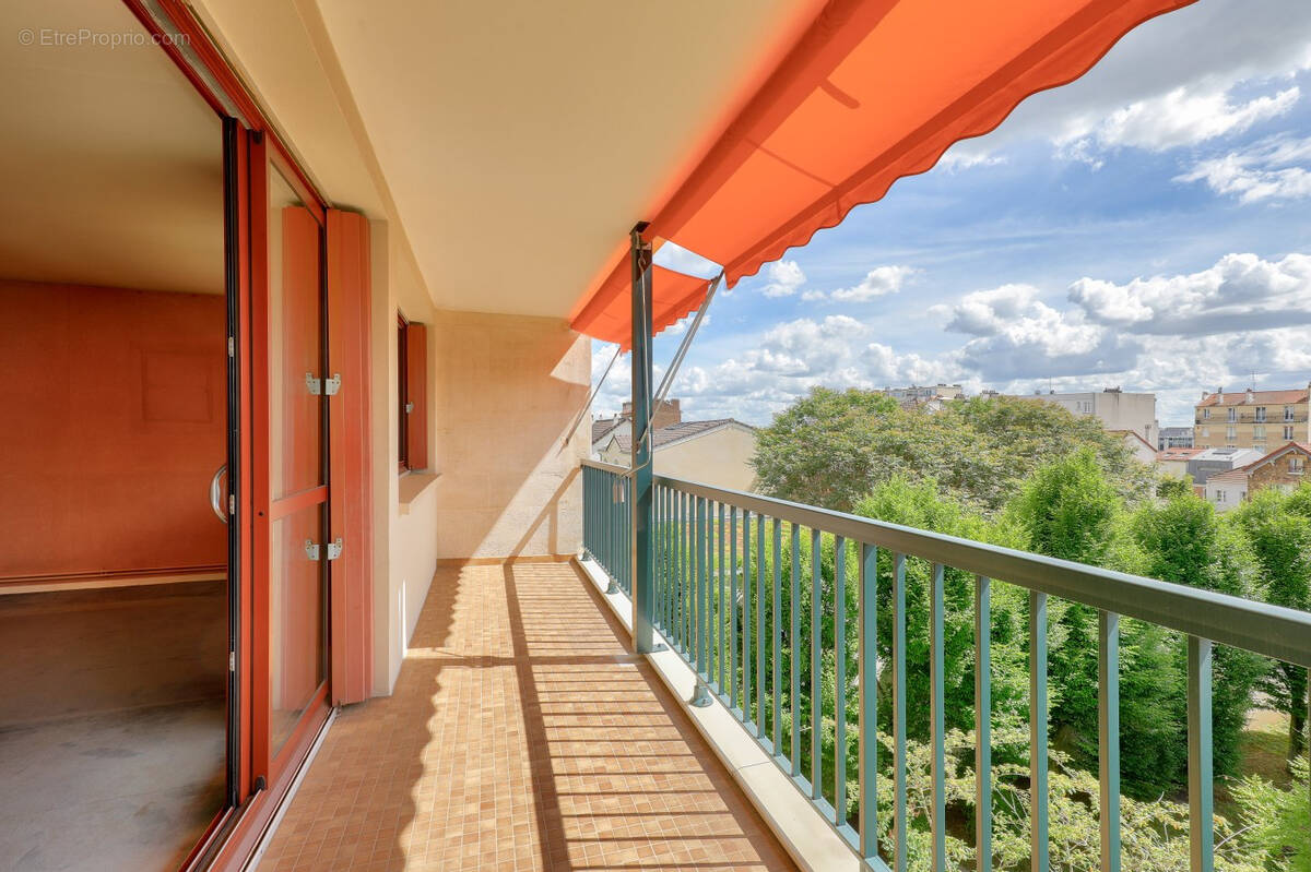 Appartement à FONTENAY-SOUS-BOIS