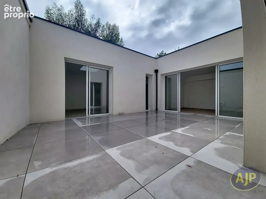 Bordeaux  st augustin - apt t4 avec patio et garage - photo 4