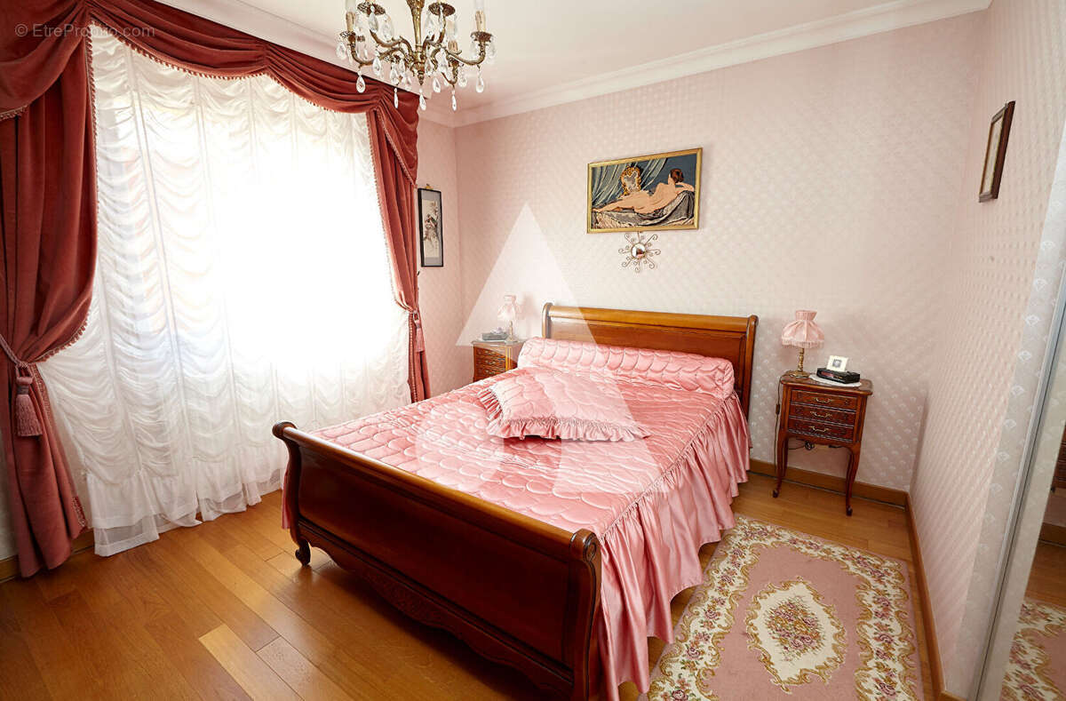 Maison à VILLEFRANCHE-SUR-SAONE