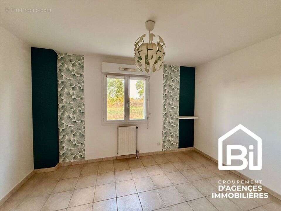 Maison à MAY-SUR-ORNE