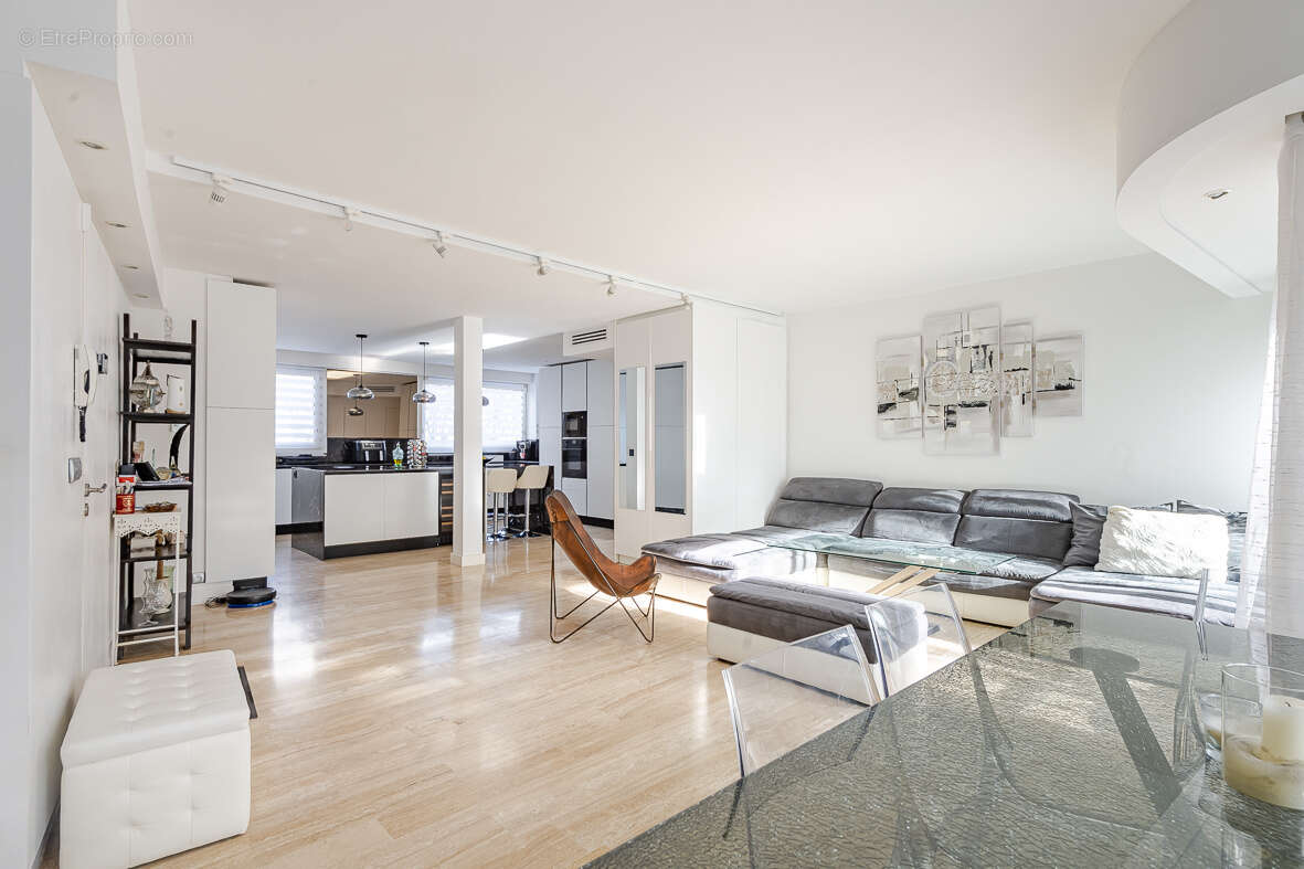 Appartement à MARSEILLE-8E