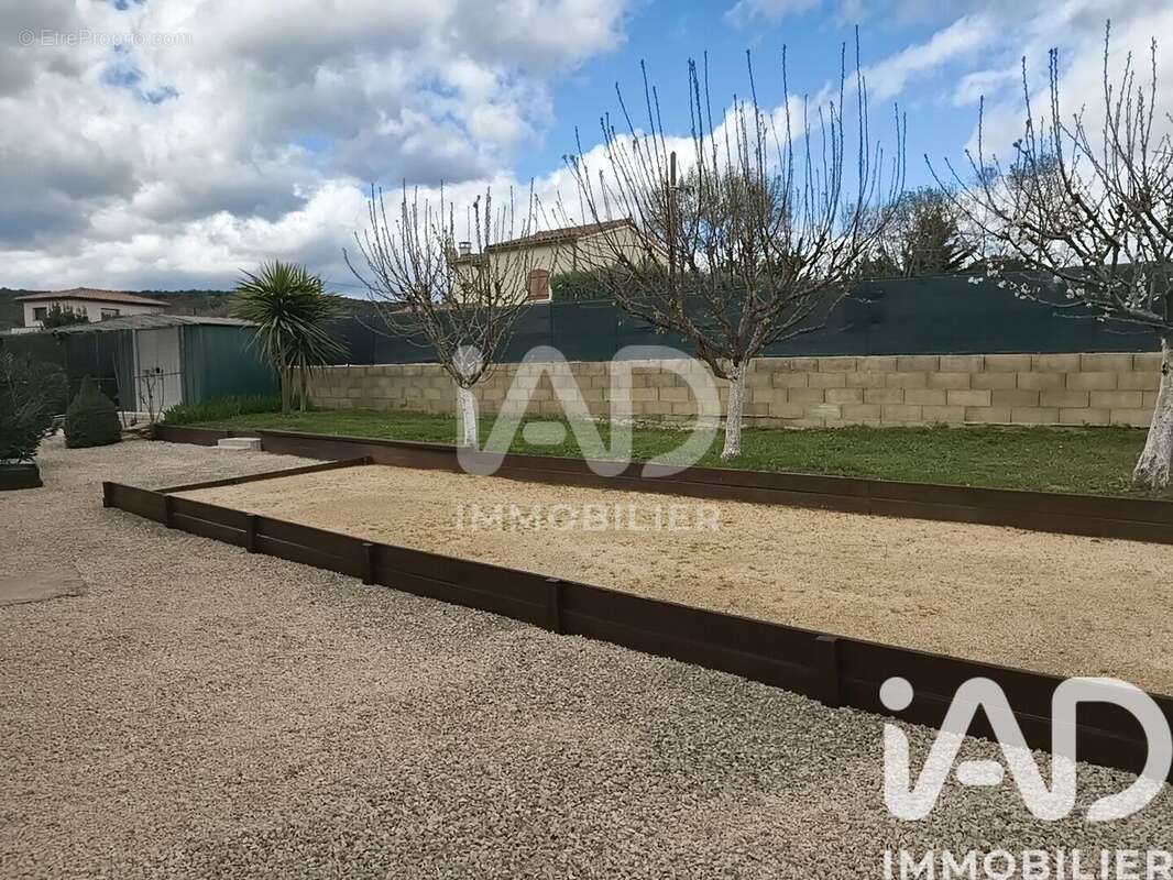 Photo 9 - Maison à SAINT-JULIEN-LES-ROSIERS