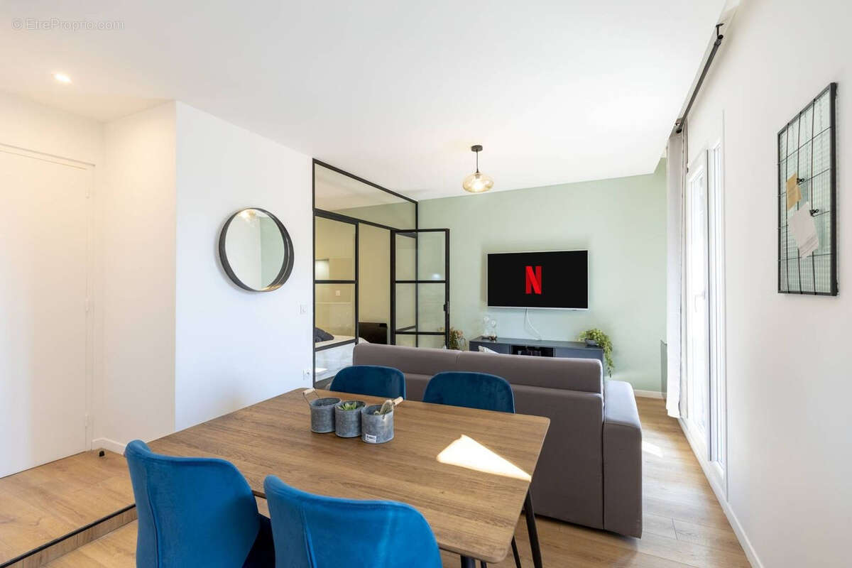 Appartement à MARSEILLE-6E