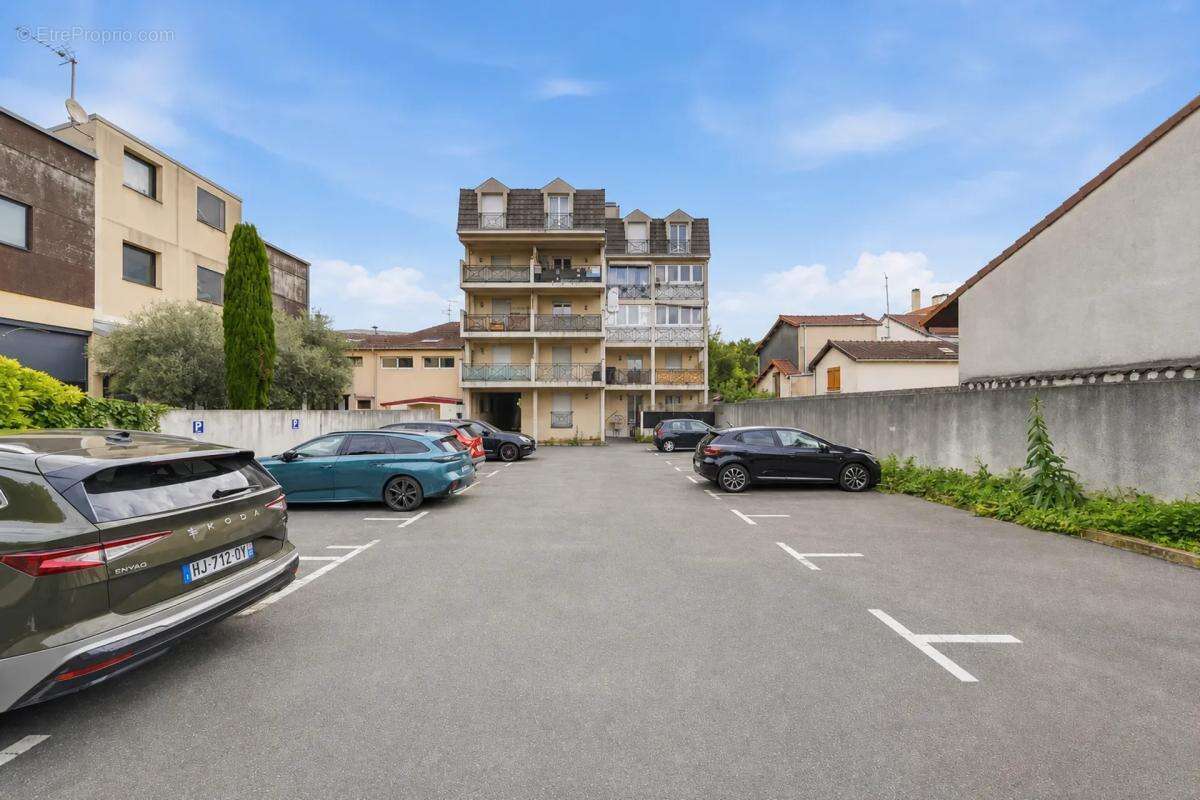 Studio lumineux de 20 m² à Alfortville avec terrasse - photo 8