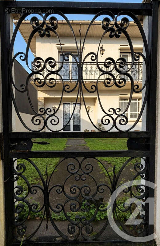 Maison à BEGLES