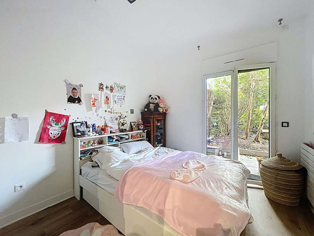 Appartement à SURESNES