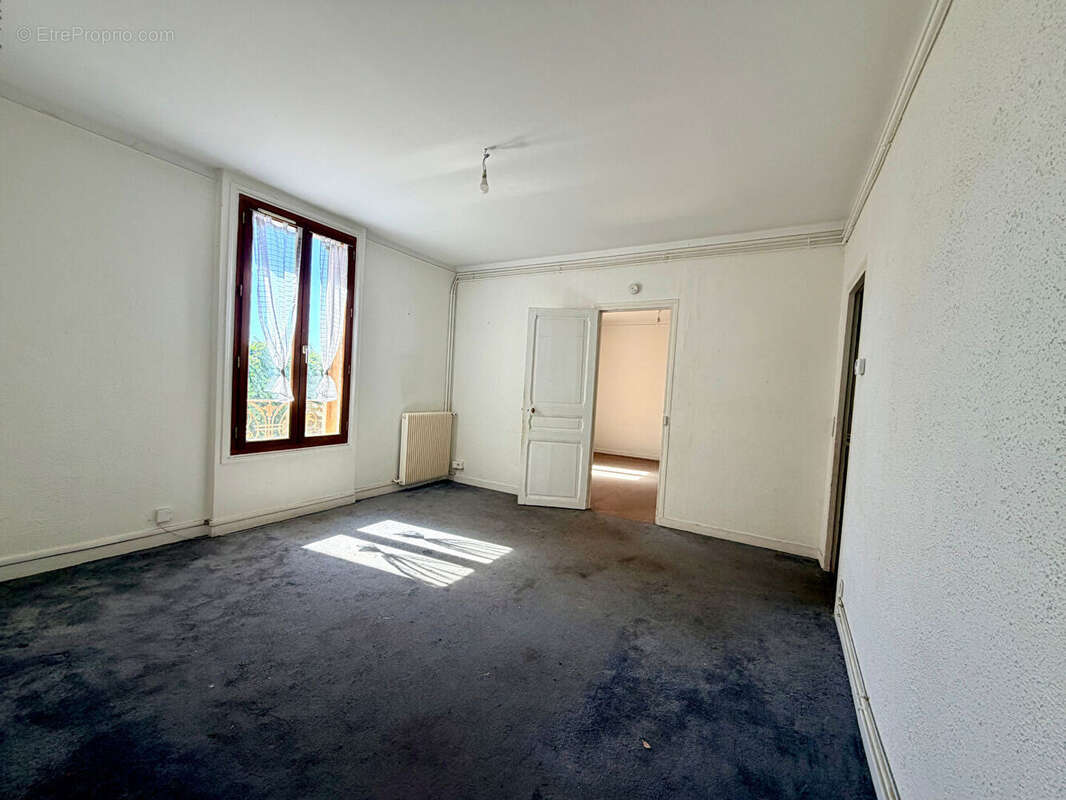 Appartement  3 pièce(s) - photo 2