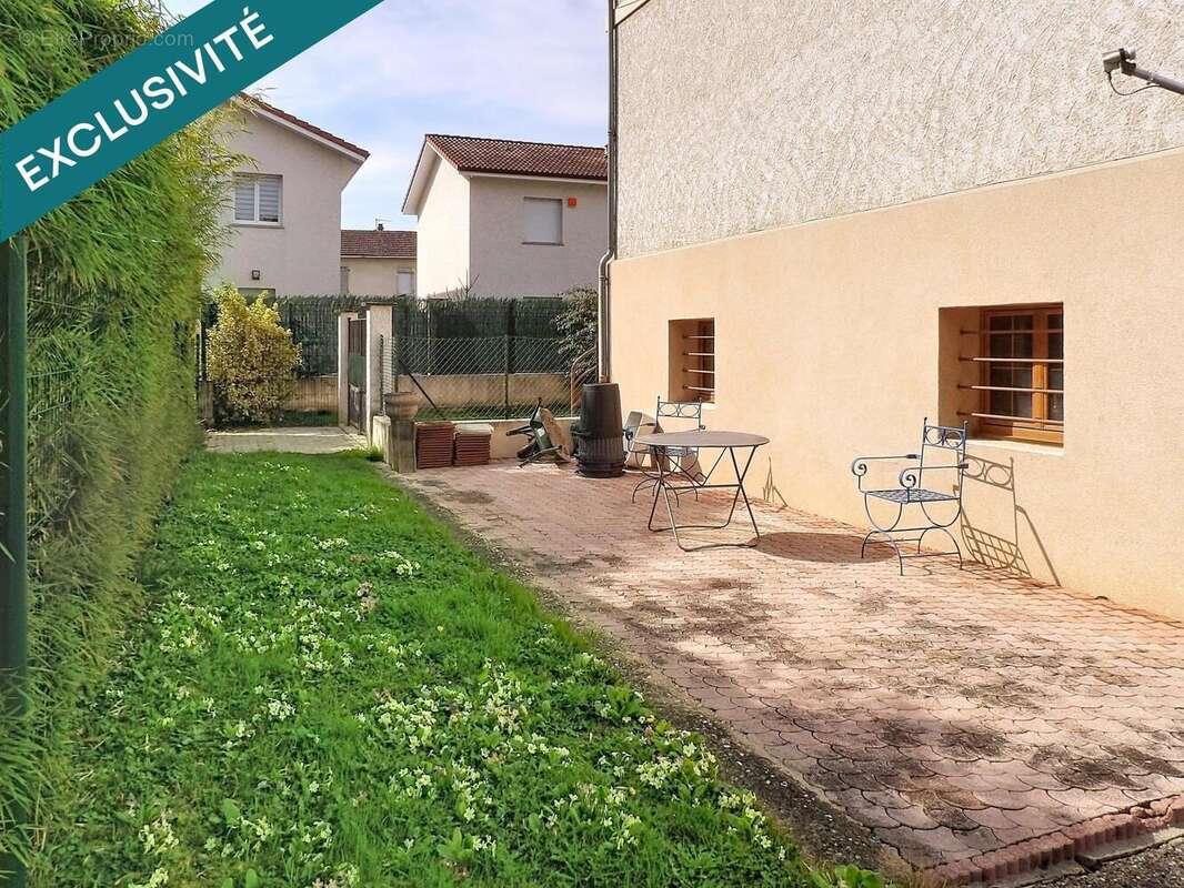 Photo 2 - Maison à SAINT-MARTIN-D'HERES