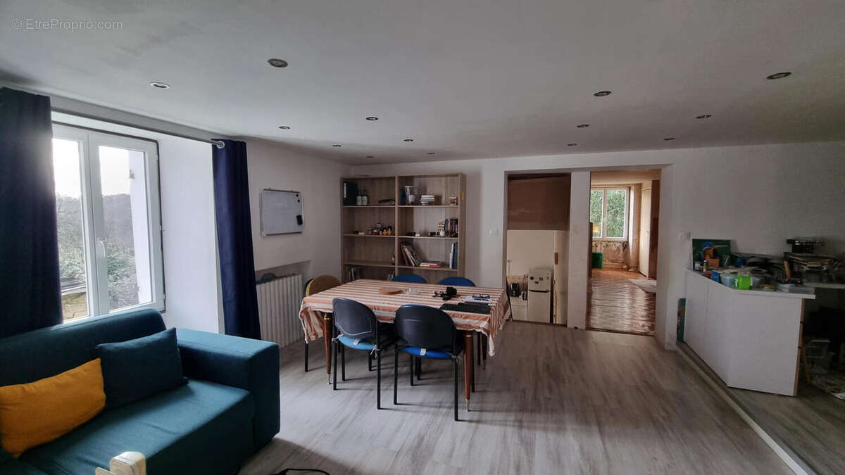 20241221_152241 - Maison à SAINT-FRONT-SUR-NIZONNE