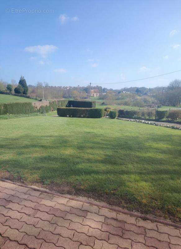 Nord Vendome, pavillon tout confort sur terrain 1,5 ha et dépendances - photo 14