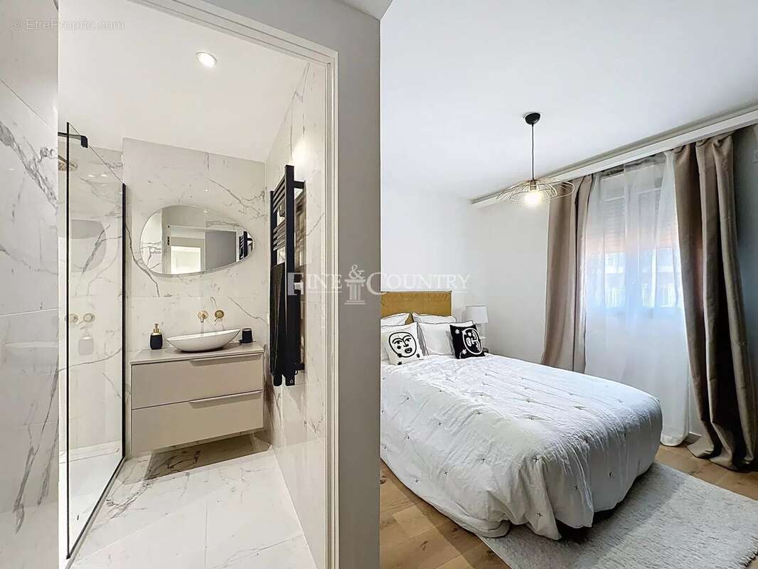 Appartement à LE CANNET