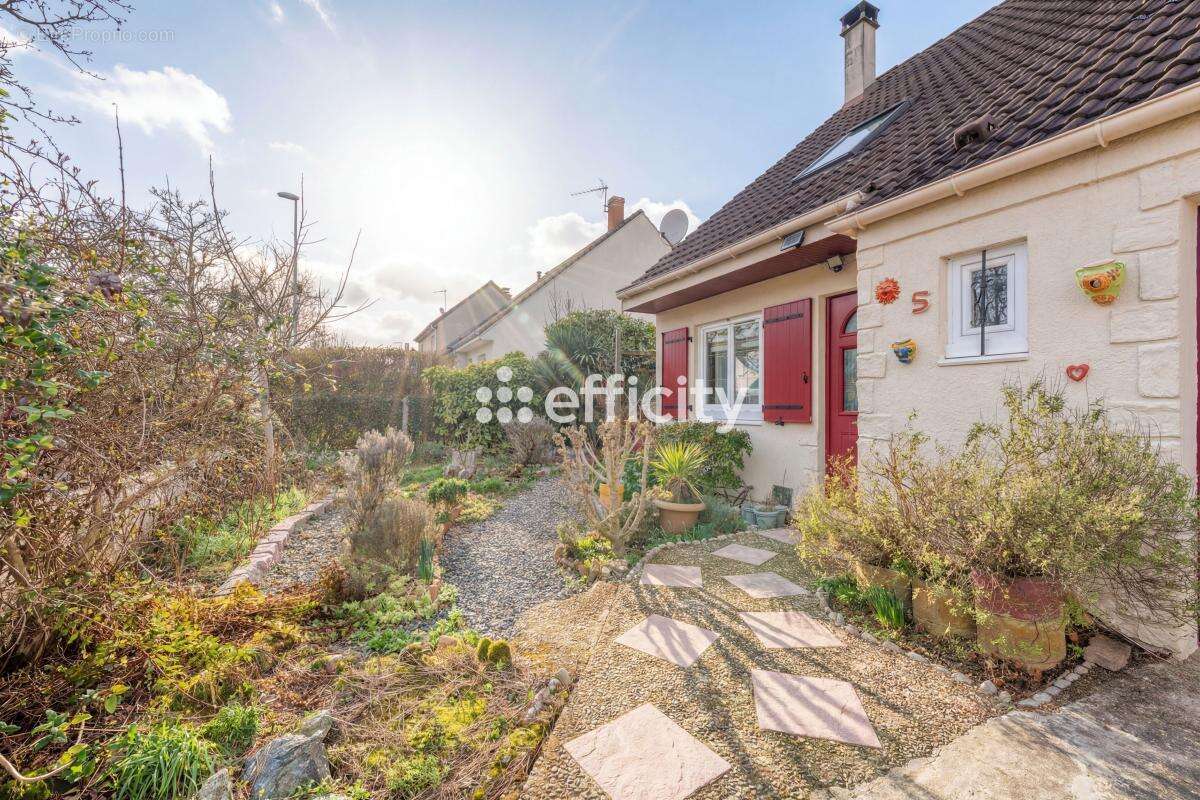 Maison à VILLEPINTE