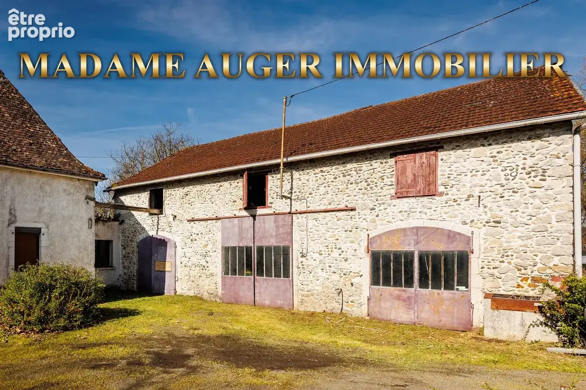 Maison 111m² a rénover sur 3800m² de terrain, avec dépendance 180m² - photo 2