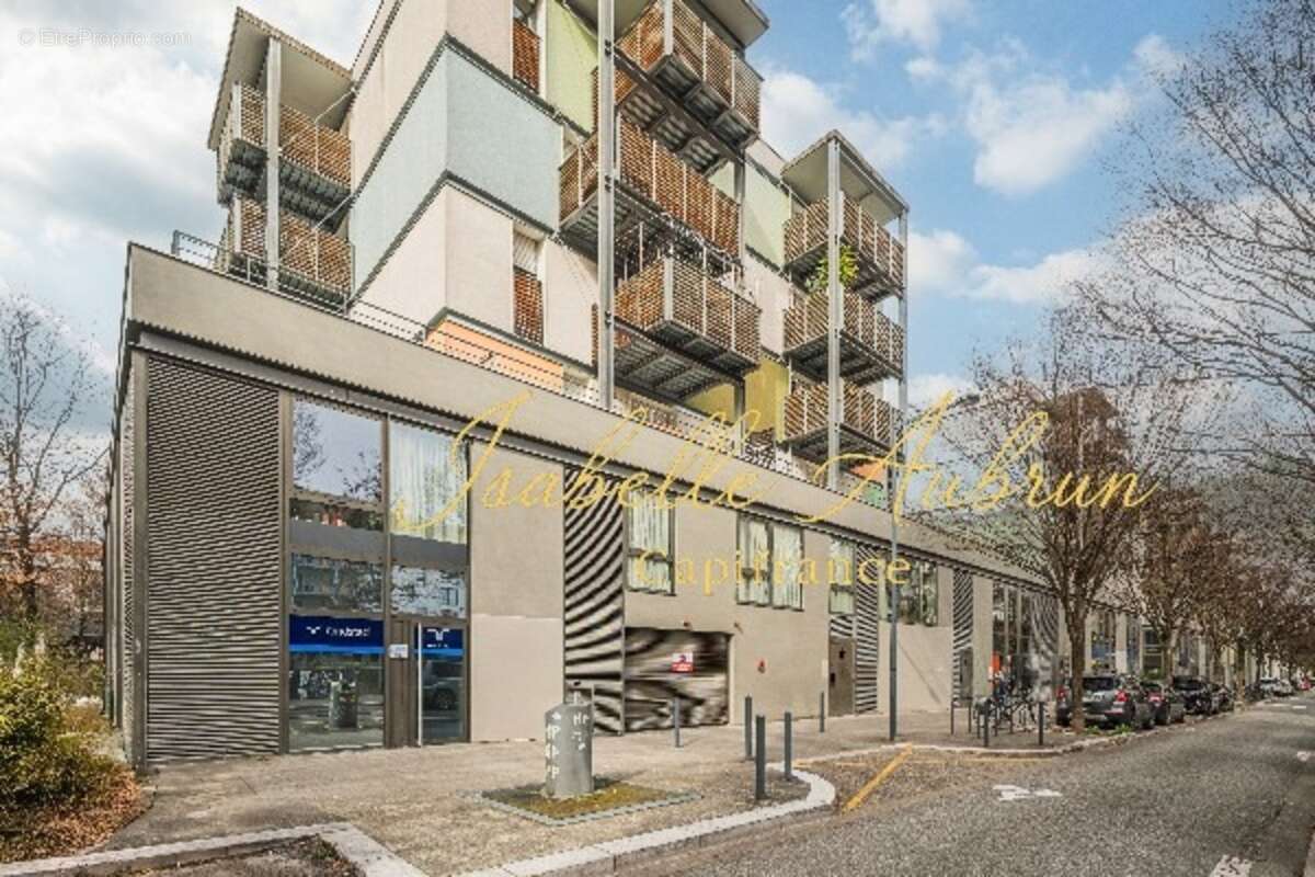 Local/bureau à vendre GRENOBLE (38) - photo 2