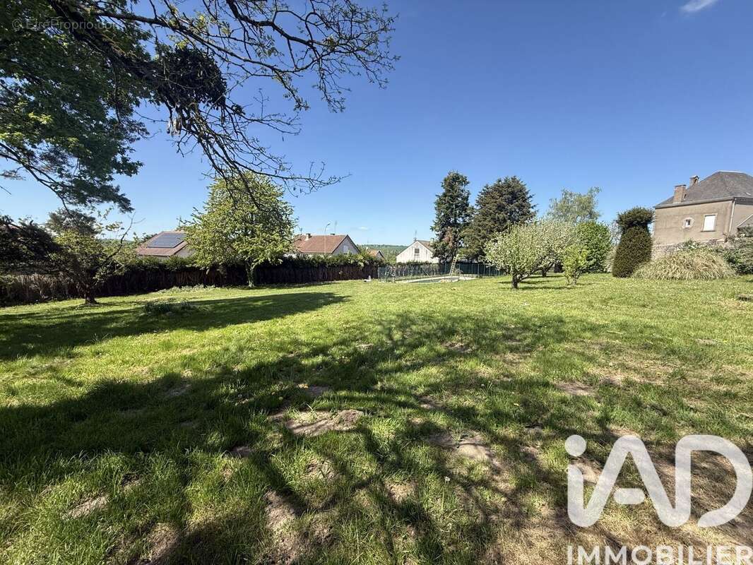 Maison 137 m² à Neuvy-Grandchamp  - photo 6