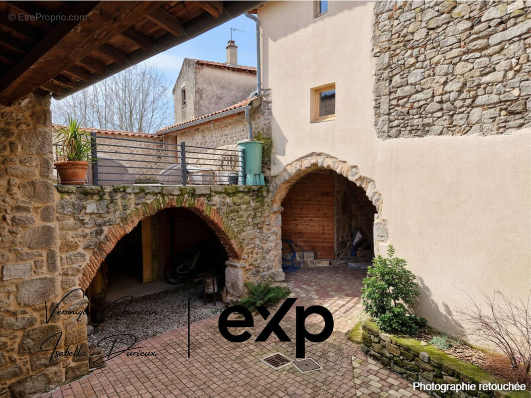 Maison à SOUCIEU-EN-JARREST