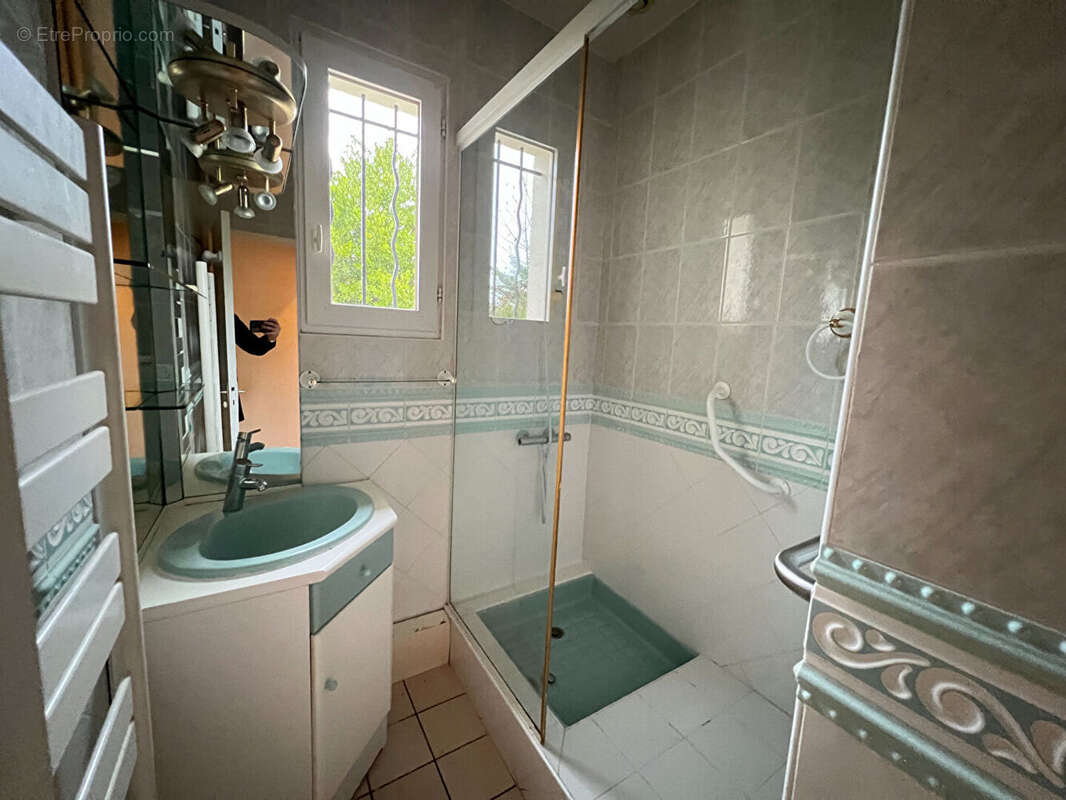 Maison à LE PERRAY-EN-YVELINES