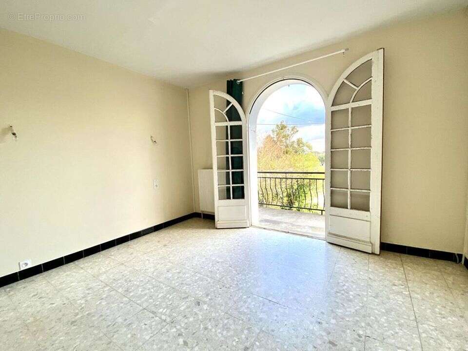 Maison à VAUX-SUR-MER