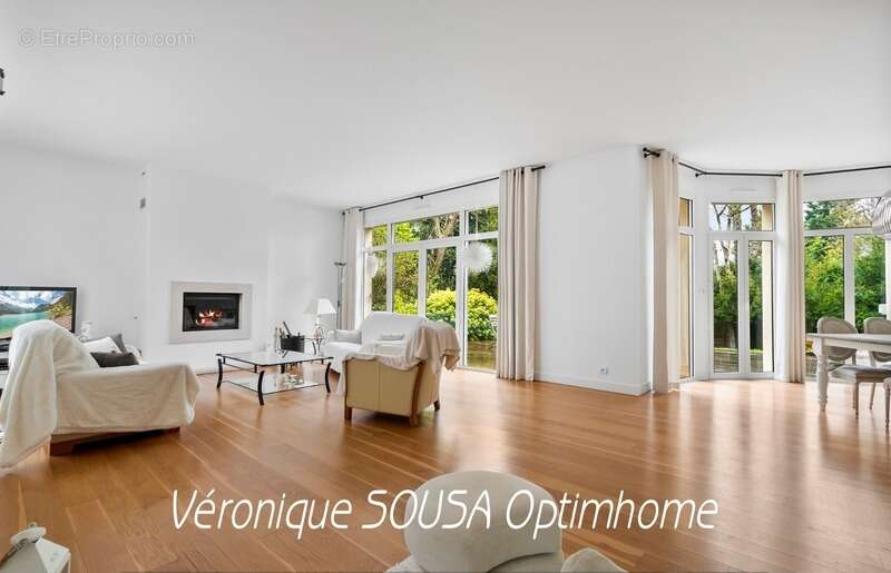 Maison à L'ETANG-LA-VILLE