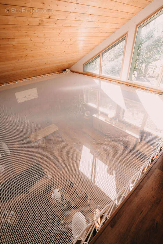 Maison à CHAUX-CHAMPAGNY