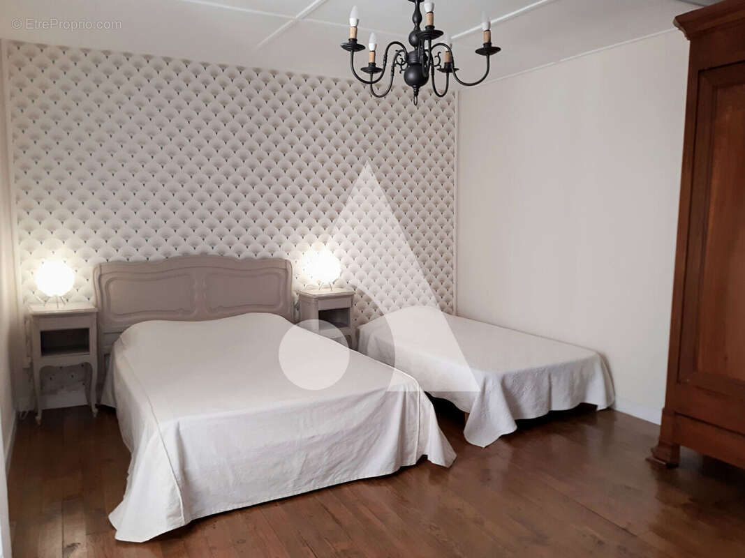 Maison à LABASTIDE-MARNHAC