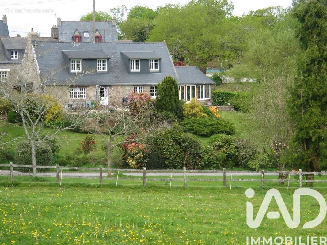 Photo 1 - Maison à LE FAOUET