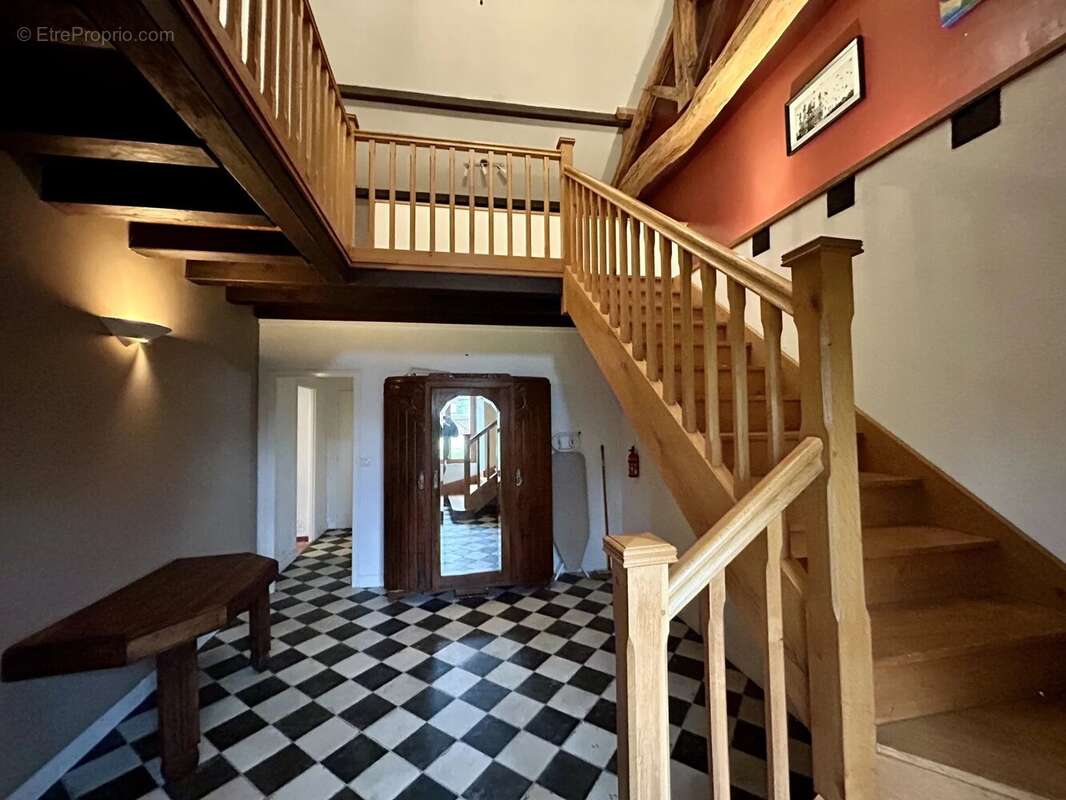 Une ferme de caractère avec annexe/gîte - photo 4