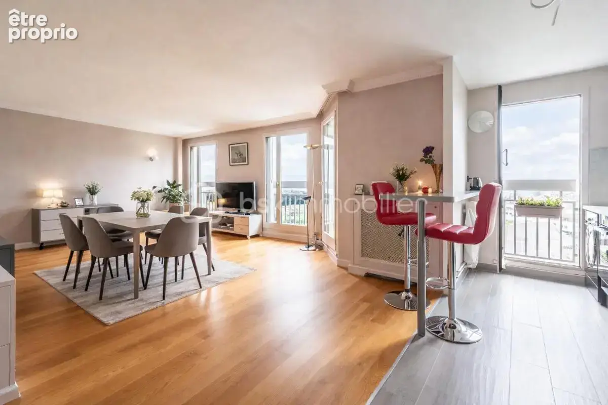 Appartement de 77m² 3 pièces avec vue panoramique plus cave - photo 2