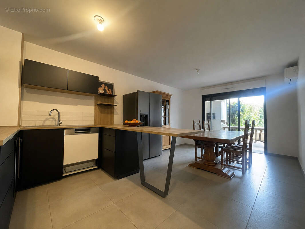 Appartement à BORMES-LES-MIMOSAS