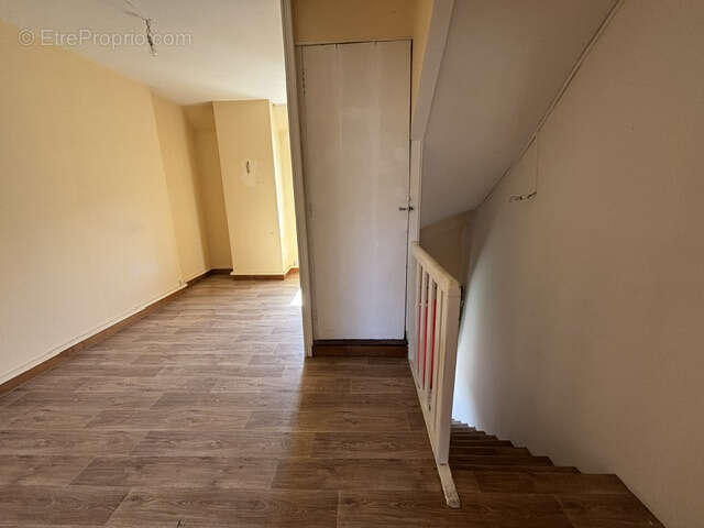 EXCLUSIVITE  à AUTUN,2 apopartements, cave, jardin privatif et greniers. - photo 11