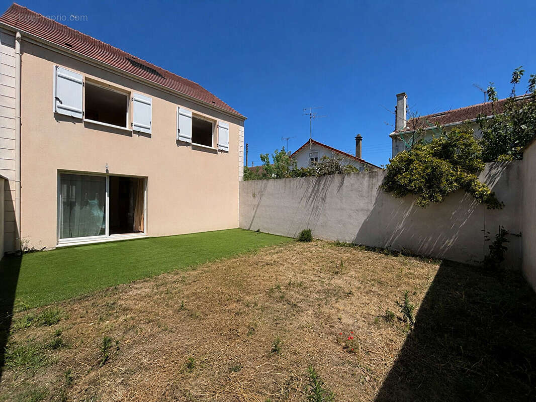 Maison à BEZONS