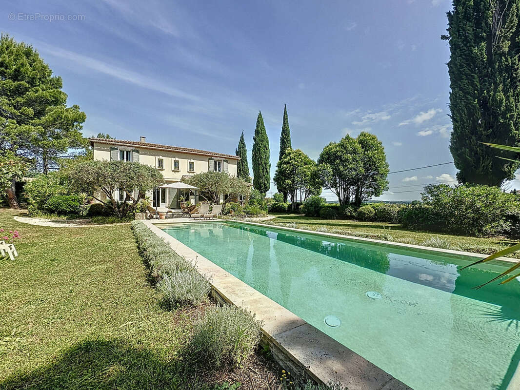 Maison à UZES