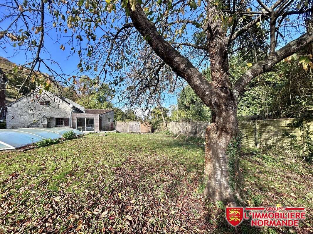 Maison à PORT-VILLEZ